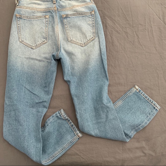 Hidden Ripped Jeans - Picture 3 of 5